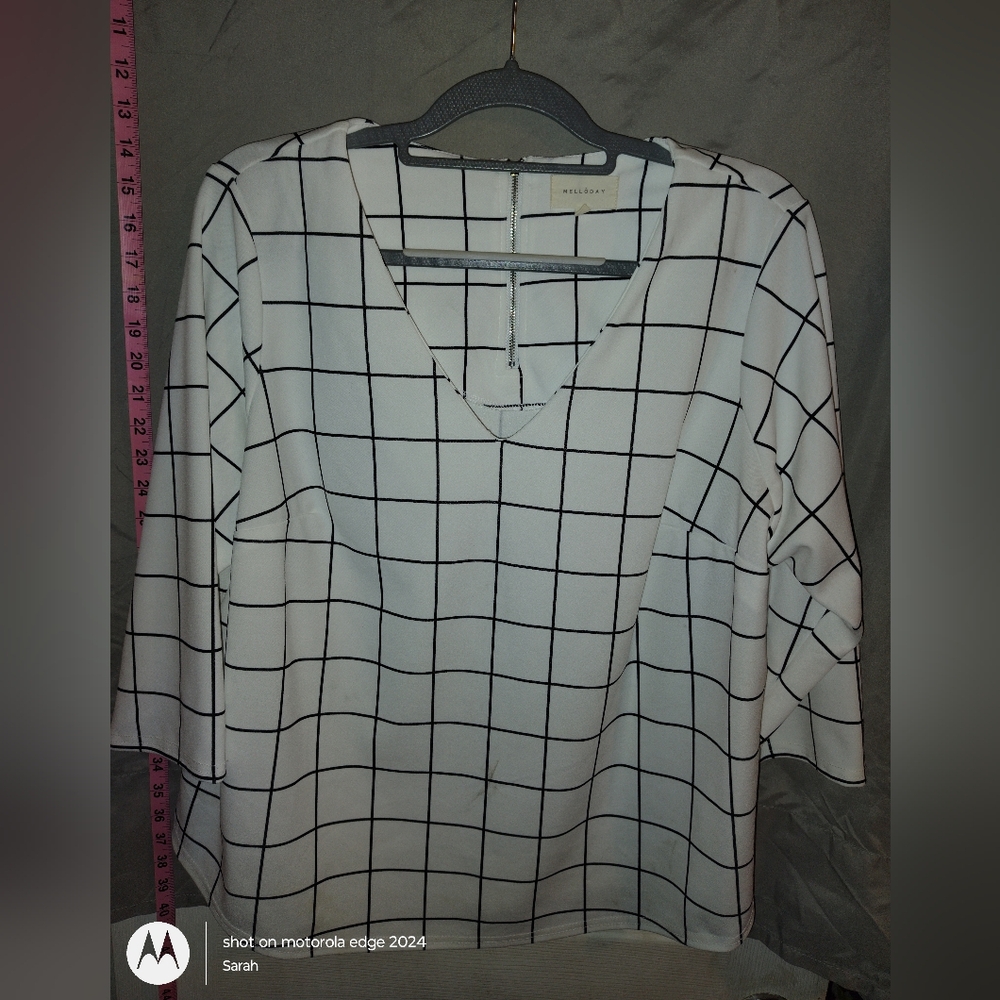 MELLODAY White and Black Checkered Top